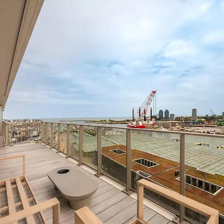Luxury With Panoramic Views 아파트